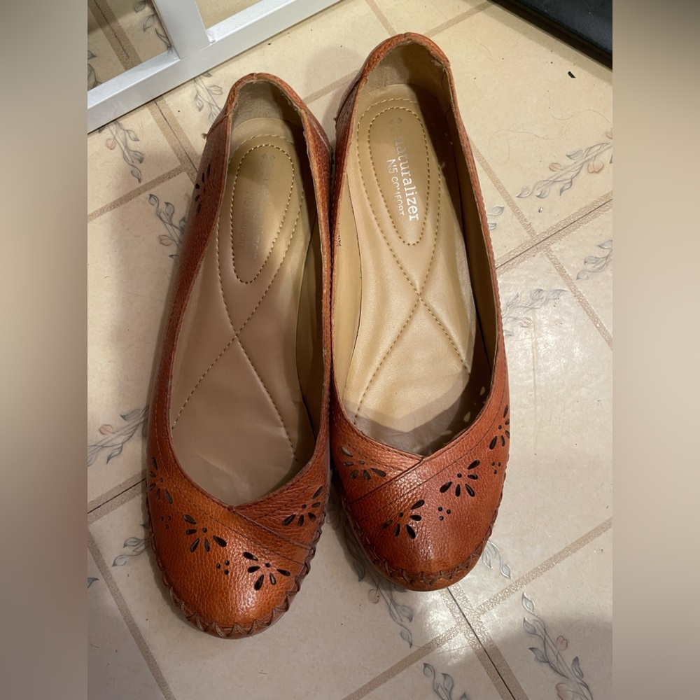 Naturalizer Nayrin slip on wedge